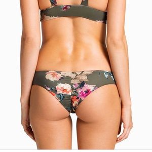 Boys and arrows Clairee bottom